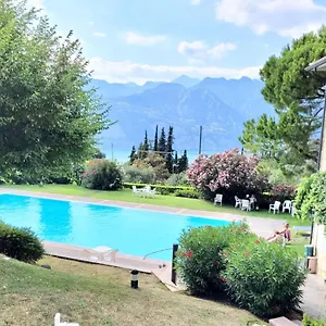 https://paradise-apartment-malcesine.hotelinveneto.com