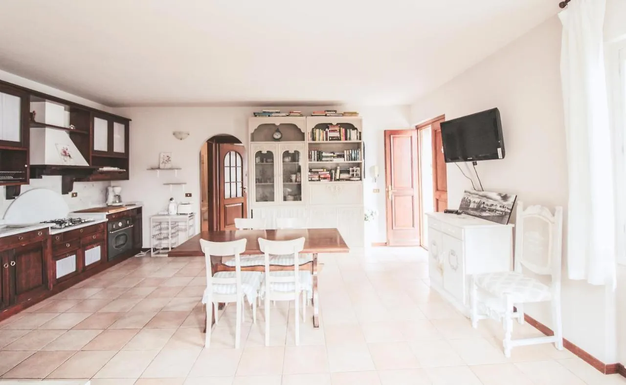 Casa Rosa Di Luisa Apartment Menaggio 0*,